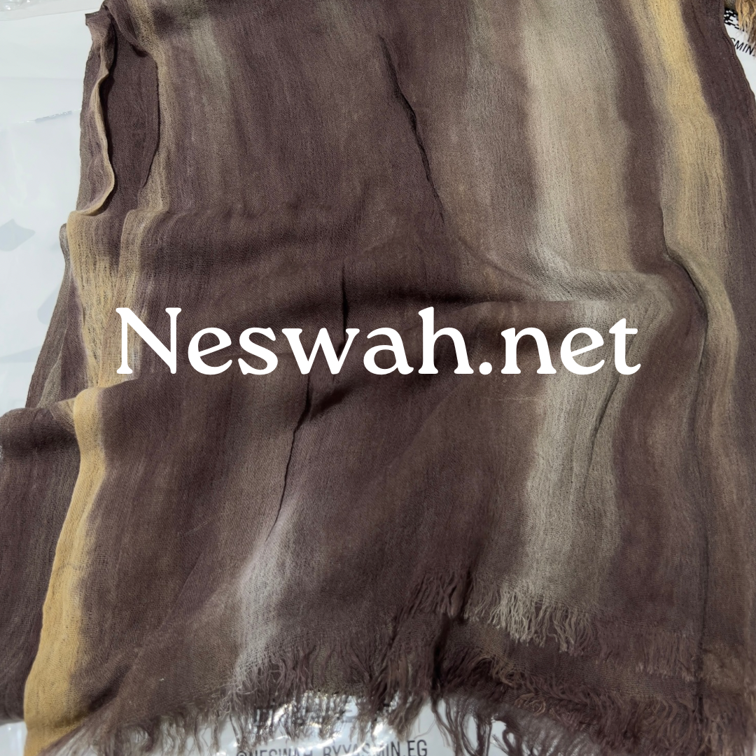 Ruffled Thailandy sandy deep brown