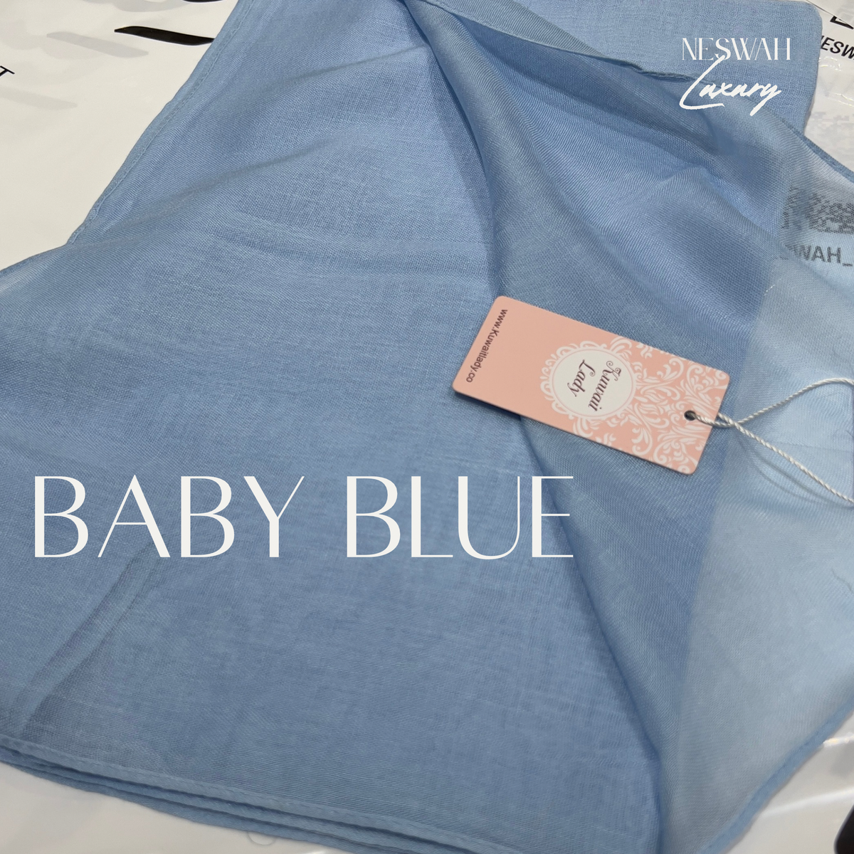 Kuwait lady baby blue linen