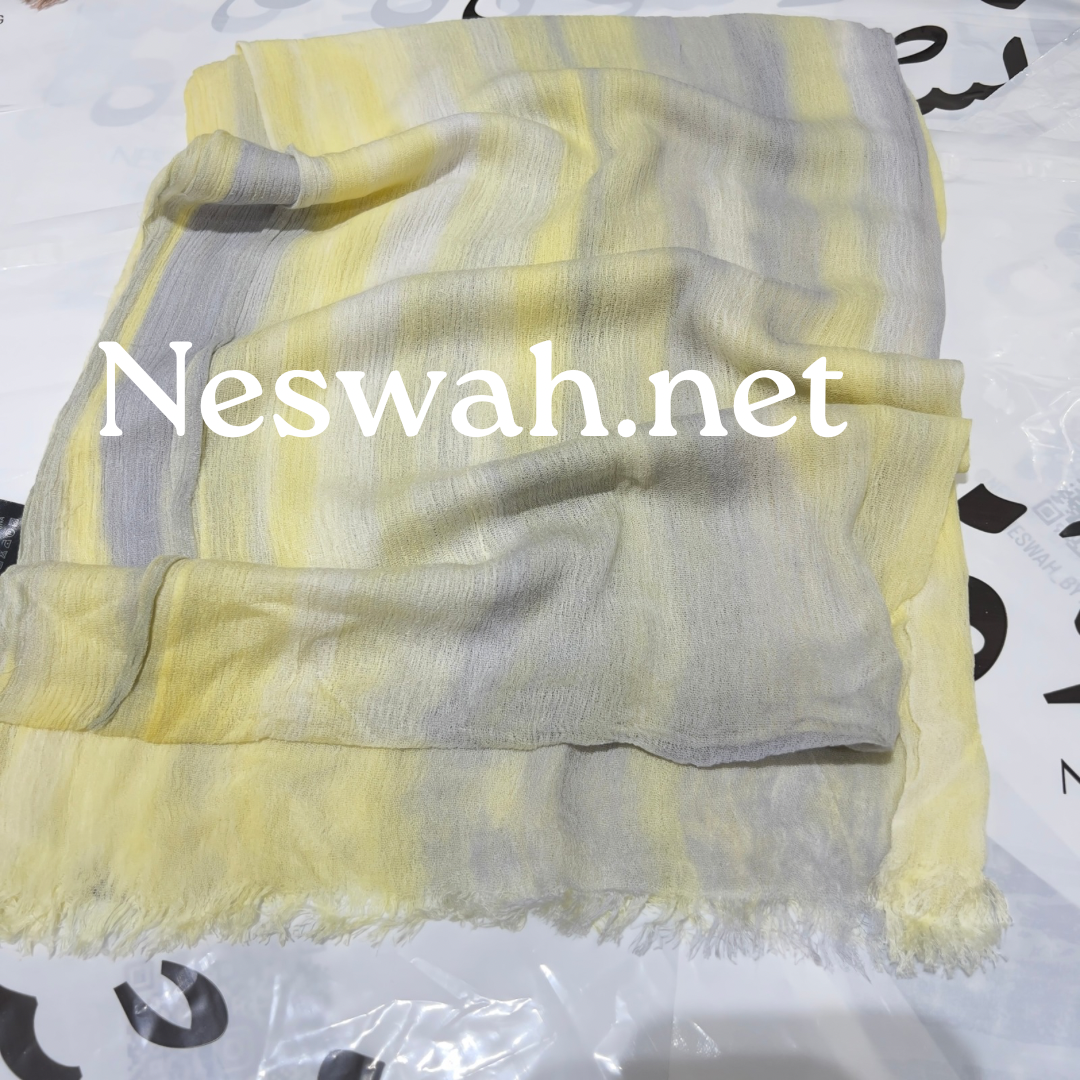 Ruffled Thailandy baby yellow gray