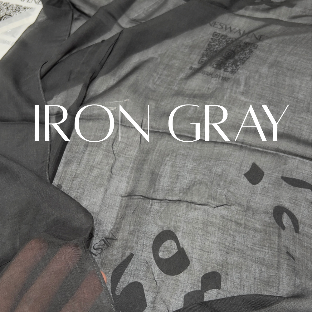 Kuwaiti Lady Mirror - Iron Gray