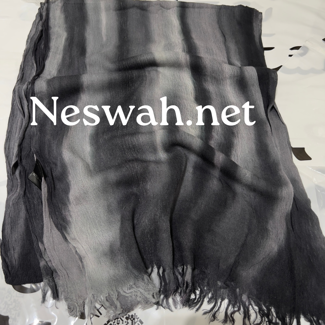 Ruffled Thailandy dark&light gray