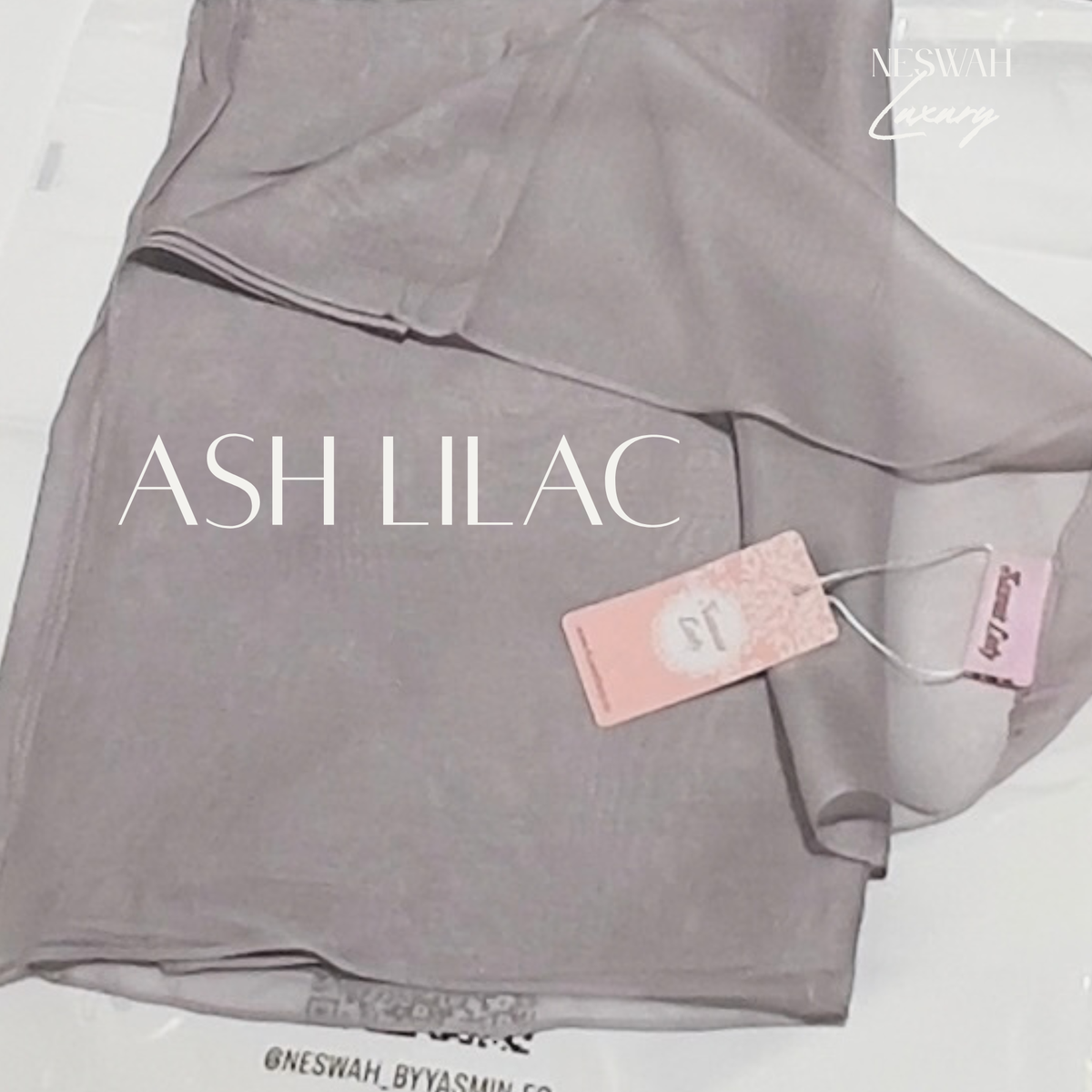 Kuwait lady Ash Lilac linen