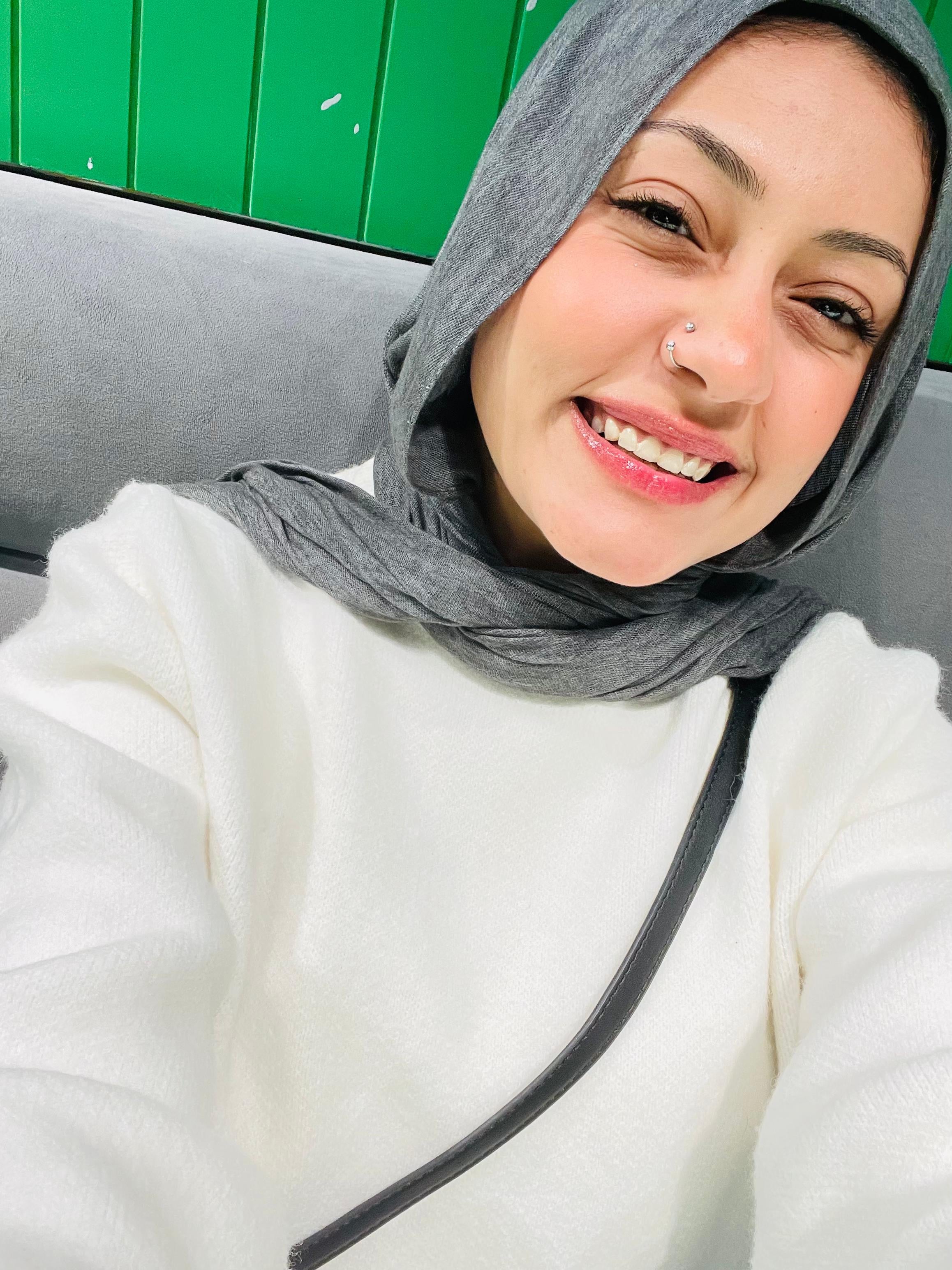 Thailandy Ruffled dark gray scarf