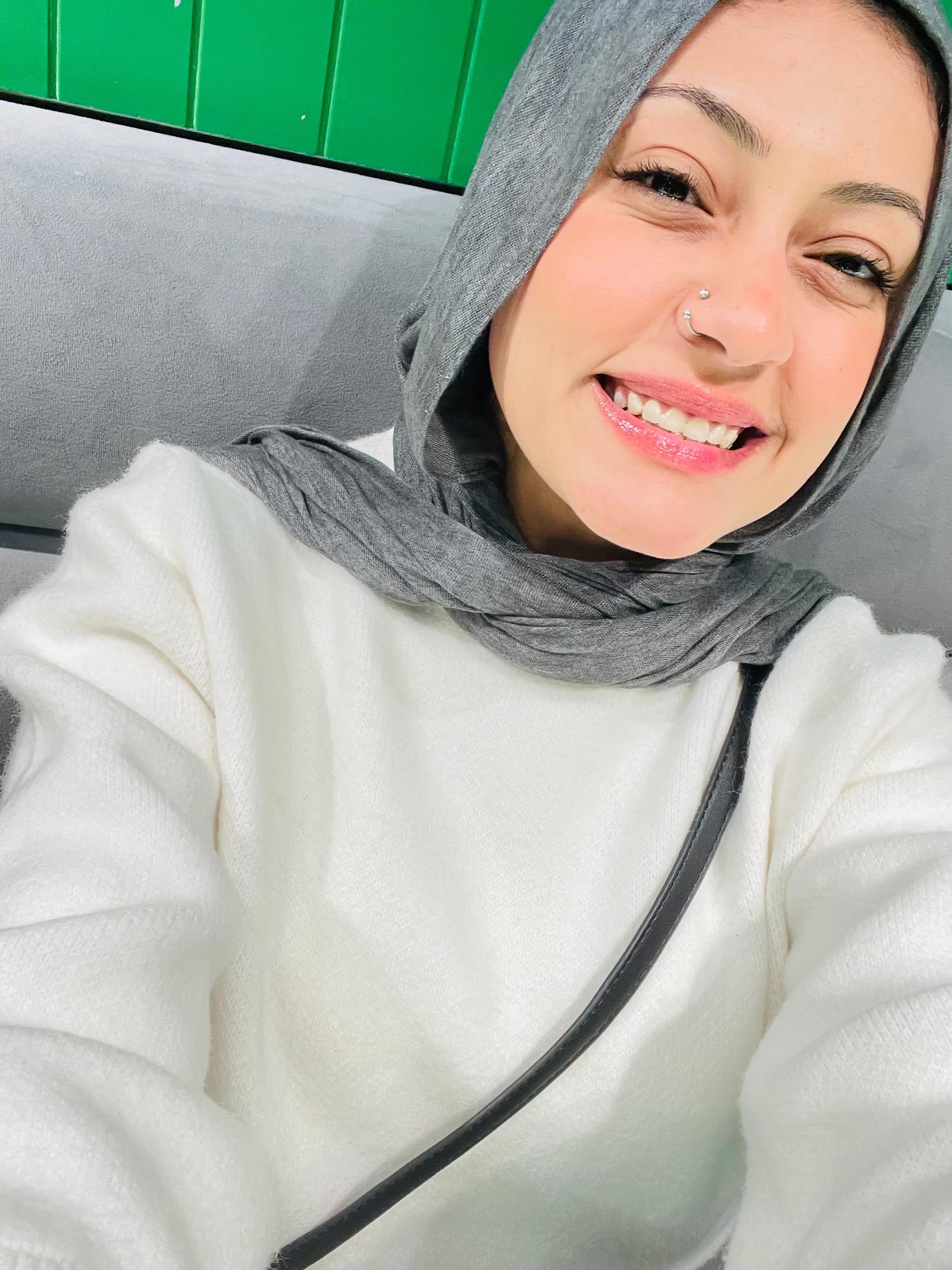 Thailandy Ruffled dark gray scarf