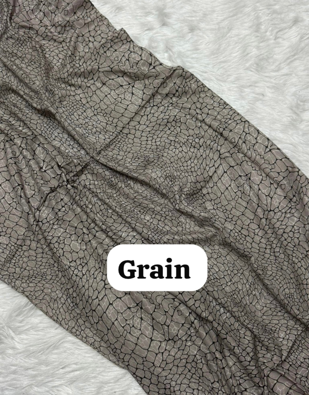 Grain Scarf🐦‍⬛