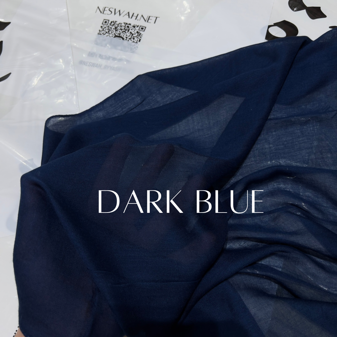 Soft linen dark blue